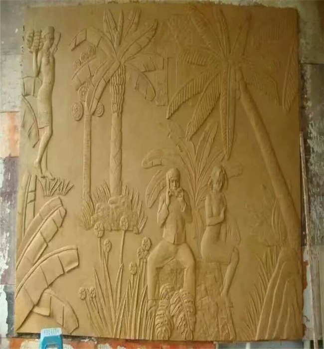  Relief carving